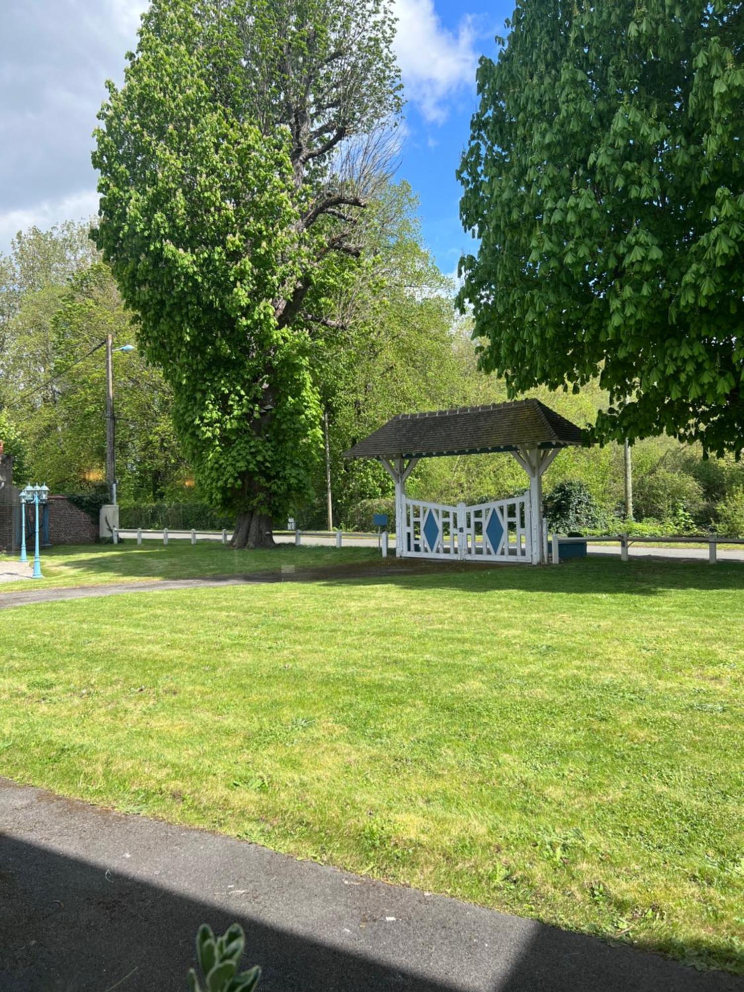 Studio Aux Abords Des Etangs Milly-sur-Thérain エクステリア 写真